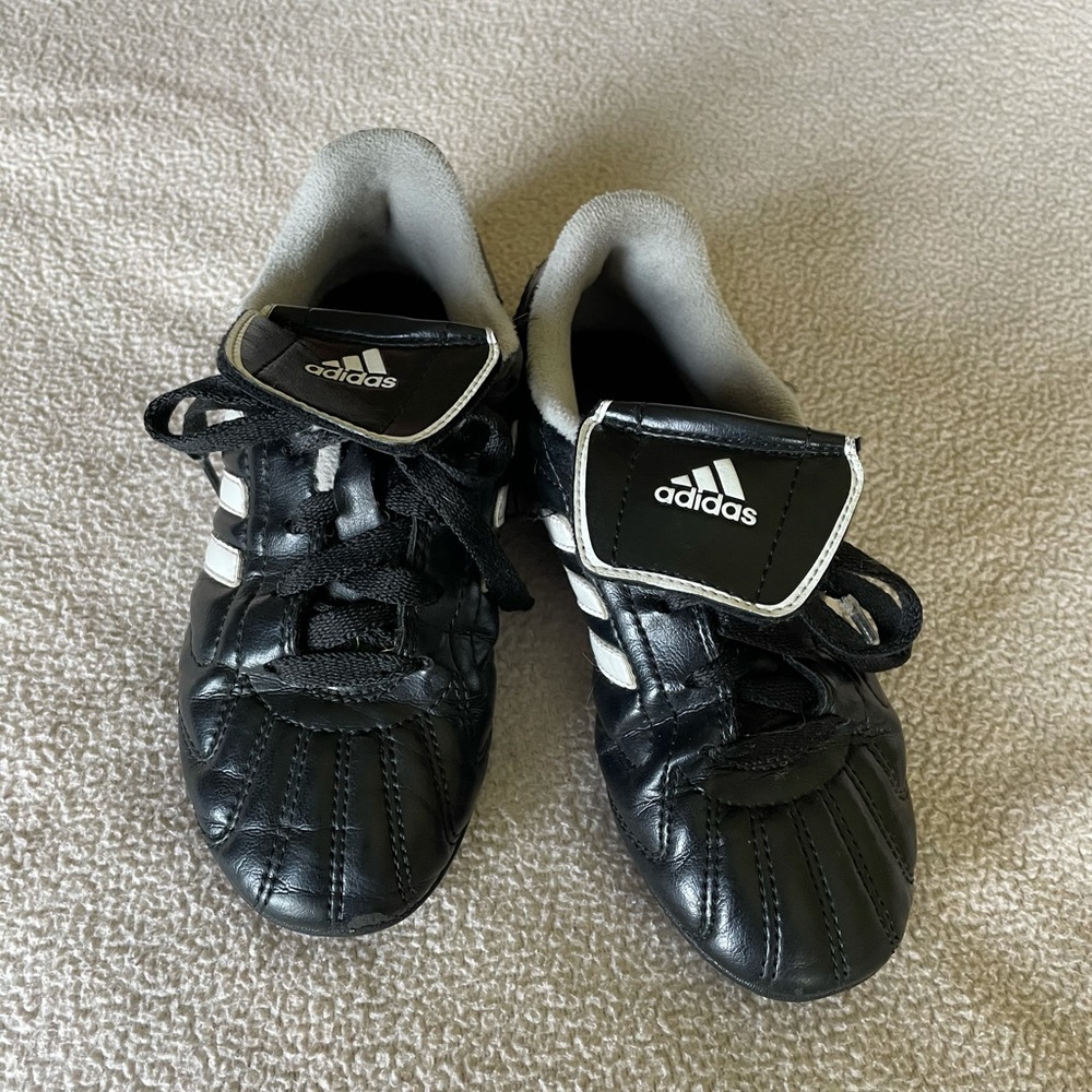 ADIDAS- youth soccer shoes, 13k